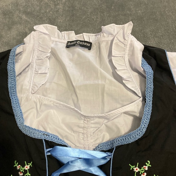 NWTS Scarlet Darkness Costume - Picture 6 of 15